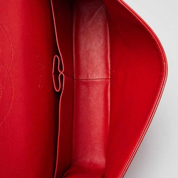 Chanel Red Quilted Lambskin Leather Classic Maxi Double Flap Bag - Picture 8 of 10